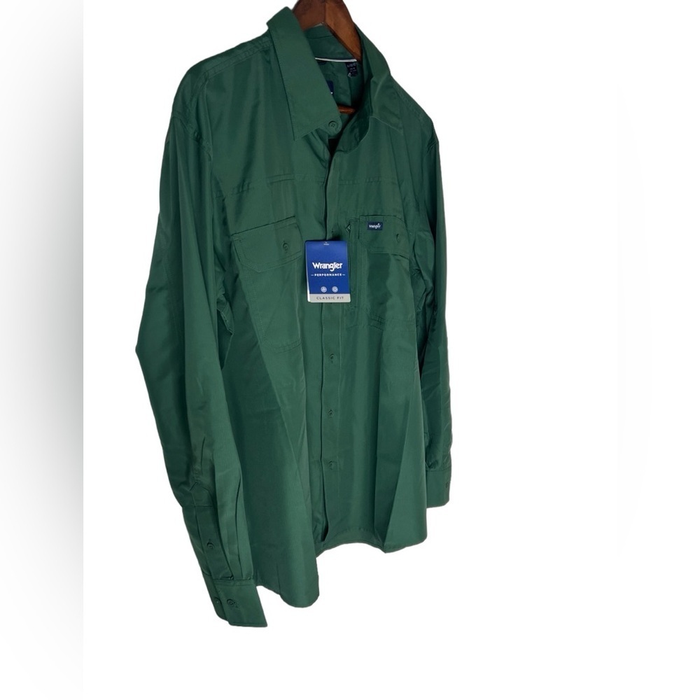 Wrangler Men’s Performance Long Sleeve Shirt - Picture 11 of 16